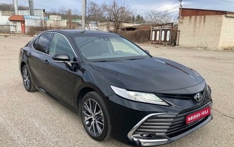 Toyota Camry, 2023 год, 4 200 000 рублей, 1 фотография