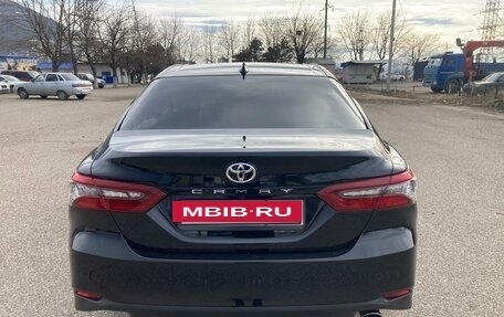 Toyota Camry, 2023 год, 4 200 000 рублей, 6 фотография