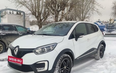 Renault Kaptur I рестайлинг, 2018 год, 1 350 000 рублей, 2 фотография