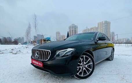 Mercedes-Benz E-Класс, 2019 год, 4 550 000 рублей, 1 фотография