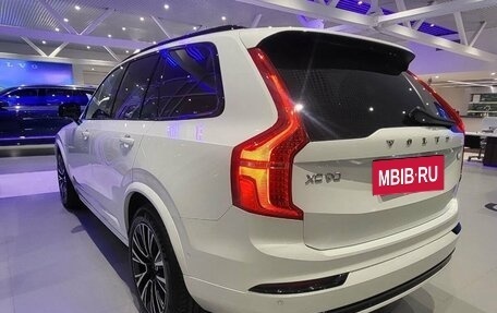 Volvo XC90 II рестайлинг, 2024 год, 12 900 000 рублей, 6 фотография