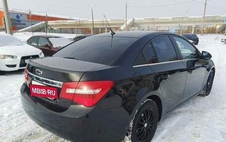 Chevrolet Cruze II, 2010 год, 595 000 рублей, 4 фотография