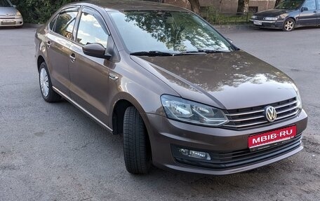 Volkswagen Polo VI (EU Market), 2018 год, 895 000 рублей, 1 фотография