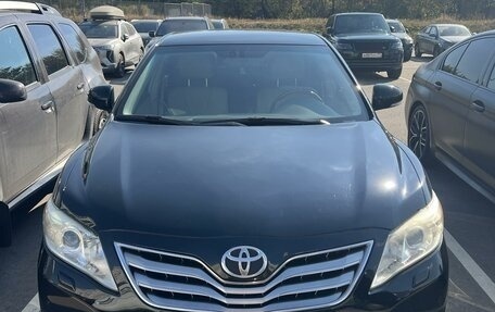 Toyota Camry, 2010 год, 1 350 000 рублей, 1 фотография