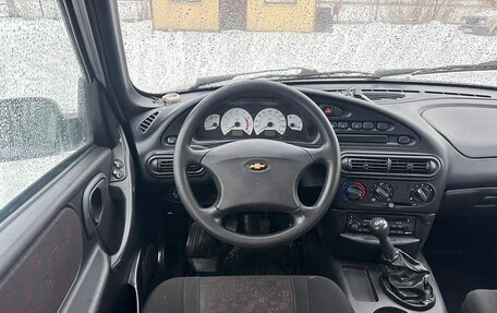 Chevrolet Niva I рестайлинг, 2006 год, 344 700 рублей, 11 фотография