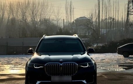 BMW X7, 2021 год, 9 580 000 рублей, 3 фотография