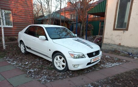 Lexus IS II рестайлинг 2, 2000 год, 715 000 рублей, 4 фотография