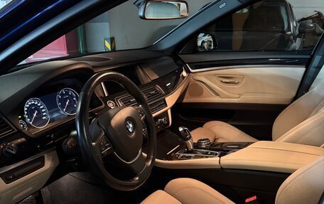 BMW 5 серия, 2015 год, 3 000 000 рублей, 4 фотография