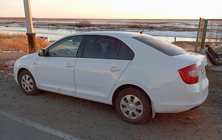 Skoda Rapid I, 2014 год, 800 000 рублей, 4 фотография