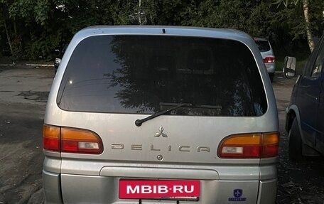 Mitsubishi Space Gear I рестайлинг, 2000 год, 279 000 рублей, 3 фотография