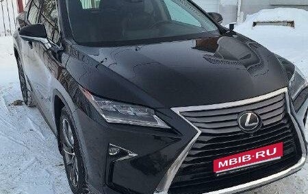 Lexus RX IV рестайлинг, 2018 год, 3 900 000 рублей, 2 фотография