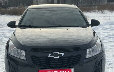 Chevrolet Cruze II, 2013 год, 830 000 рублей, 2 фотография