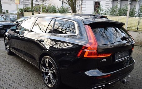 Volvo V60 II, 2021 год, 3 550 000 рублей, 8 фотография