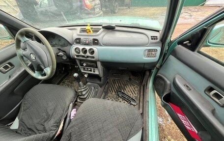 Nissan Micra II, 2001 год, 175 000 рублей, 7 фотография