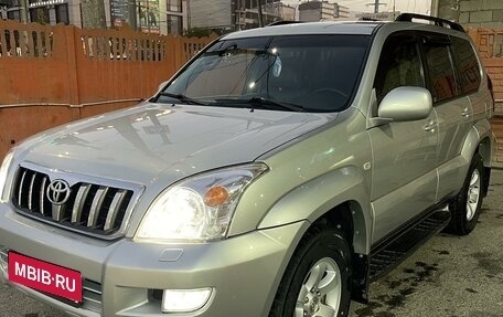 Toyota Land Cruiser Prado 120 рестайлинг, 2007 год, 1 850 000 рублей, 1 фотография