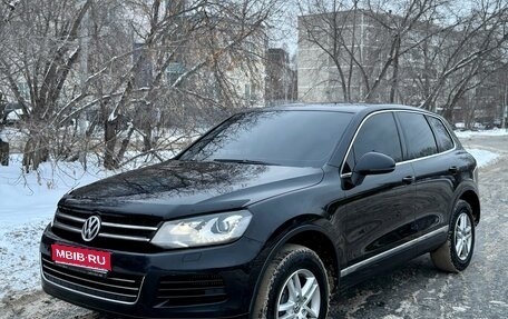 Volkswagen Touareg III, 2011 год, 2 295 000 рублей, 1 фотография