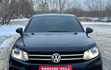 Volkswagen Touareg III, 2011 год, 2 295 000 рублей, 2 фотография