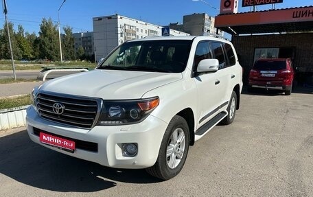 Toyota Land Cruiser 200, 2015 год, 5 450 000 рублей, 1 фотография