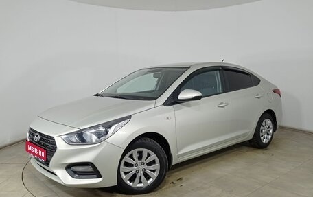 Hyundai Solaris II рестайлинг, 2018 год, 1 350 000 рублей, 1 фотография