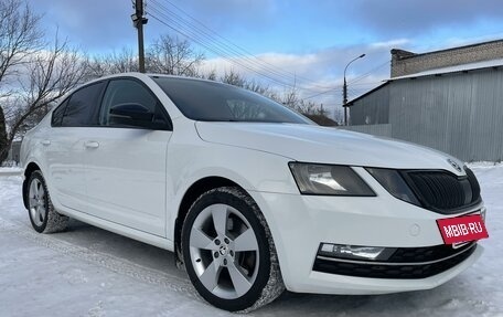 Skoda Octavia, 2017 год, 1 900 000 рублей, 3 фотография