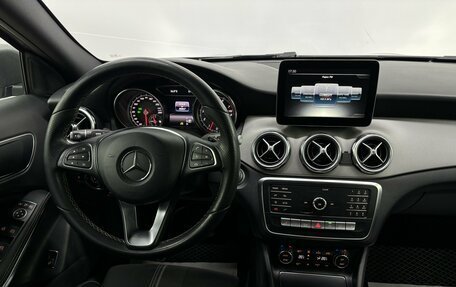 Mercedes-Benz GLA, 2017 год, 2 350 000 рублей, 12 фотография