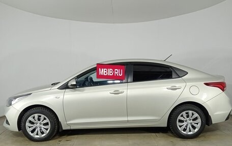 Hyundai Solaris II рестайлинг, 2018 год, 1 350 000 рублей, 8 фотография