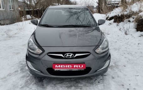 Hyundai Solaris II рестайлинг, 2012 год, 590 000 рублей, 4 фотография