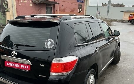 Toyota Highlander III, 2011 год, 2 170 000 рублей, 4 фотография