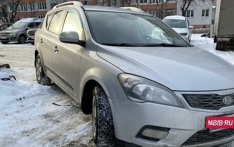 KIA cee'd I рестайлинг, 2010 год, 800 000 рублей, 3 фотография