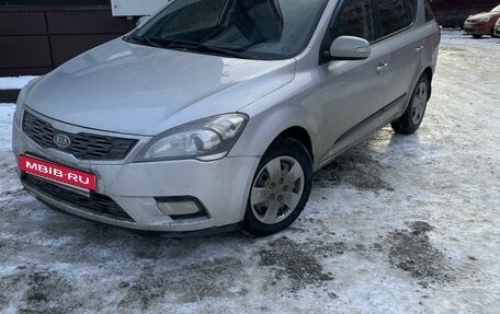 KIA cee'd I рестайлинг, 2010 год, 800 000 рублей, 2 фотография