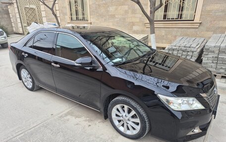 Toyota Camry, 2013 год, 2 150 000 рублей, 15 фотография