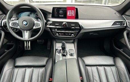 BMW 5 серия, 2018 год, 4 690 000 рублей, 14 фотография