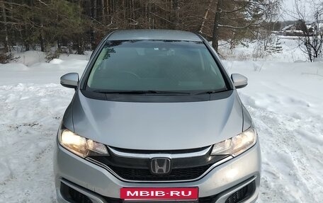 Honda Fit III, 2019 год, 1 270 000 рублей, 11 фотография