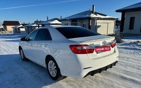 Toyota Camry, 2013 год, 1 900 000 рублей, 3 фотография