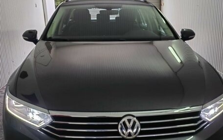 Volkswagen Passat B8 рестайлинг, 2018 год, 1 830 000 рублей, 1 фотография