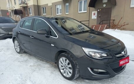 Opel Astra J, 2013 год, 1 050 000 рублей, 9 фотография