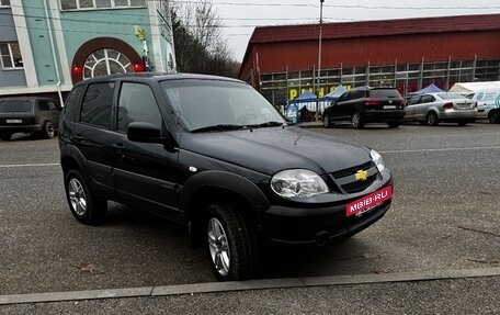 Chevrolet Niva I рестайлинг, 2019 год, 970 000 рублей, 4 фотография