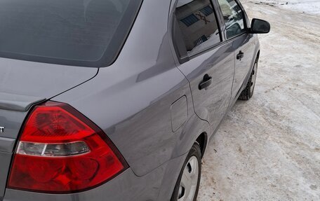 Chevrolet Aveo III, 2011 год, 595 000 рублей, 2 фотография