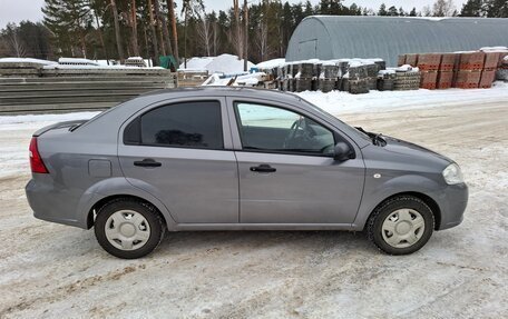 Chevrolet Aveo III, 2011 год, 595 000 рублей, 3 фотография