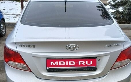 Hyundai Solaris II рестайлинг, 2011 год, 870 000 рублей, 4 фотография