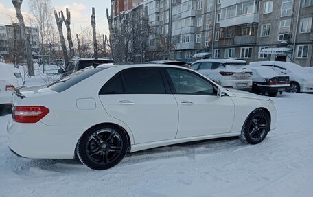 Mercedes-Benz E-Класс, 2011 год, 2 000 000 рублей, 4 фотография