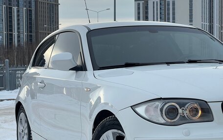 BMW 1 серия, 2010 год, 950 000 рублей, 6 фотография