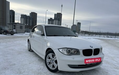 BMW 1 серия, 2010 год, 950 000 рублей, 11 фотография