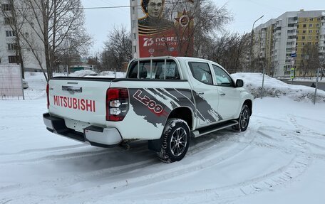 Mitsubishi L200 IV рестайлинг, 2022 год, 3 800 000 рублей, 6 фотография