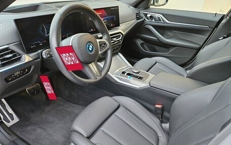 BMW i4, 2023 год, 7 238 000 рублей, 10 фотография