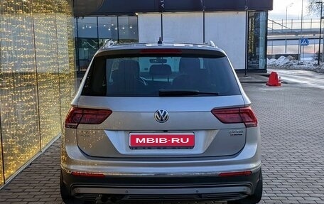 Volkswagen Tiguan II, 2017 год, 2 350 000 рублей, 6 фотография