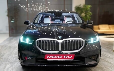 BMW 5 серия, 2023 год, 10 300 000 рублей, 4 фотография