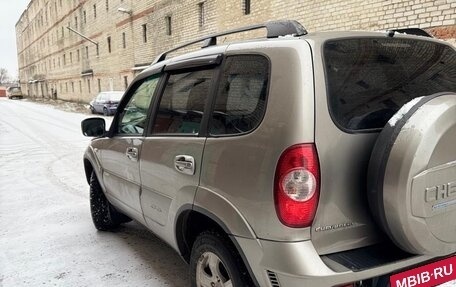 Chevrolet Niva I рестайлинг, 2012 год, 685 000 рублей, 4 фотография