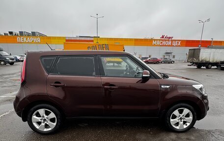 KIA Soul II рестайлинг, 2018 год, 1 820 000 рублей, 6 фотография