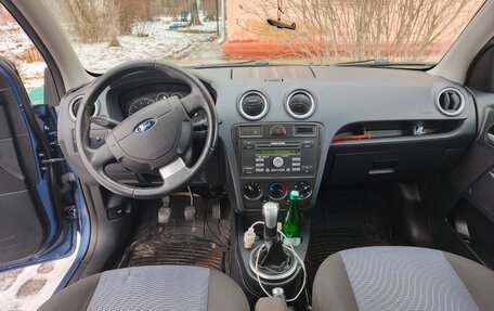 Ford Fusion I, 2006 год, 570 000 рублей, 4 фотография